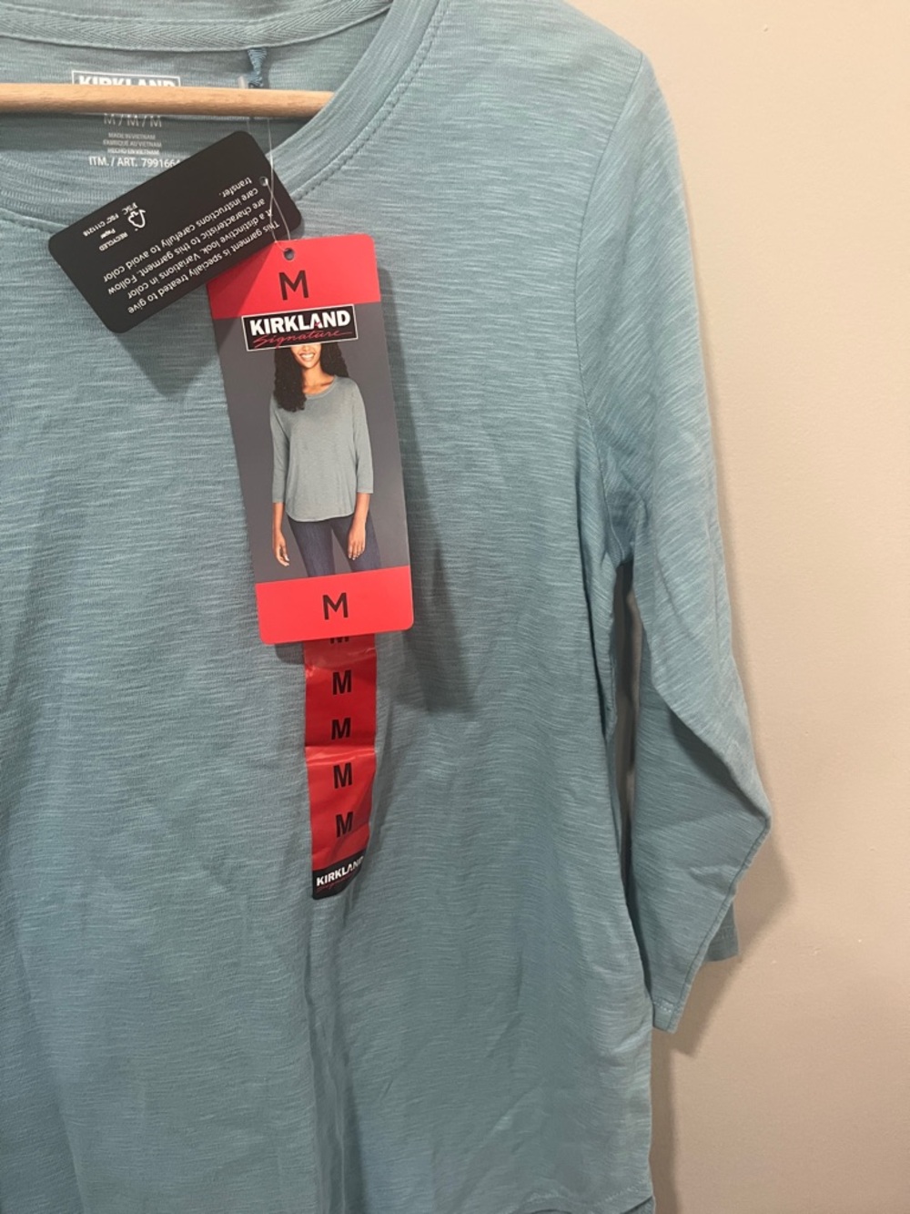 Kirkland Signature Aqua Crewneck Long Sleeve Top - Picture 4 of 9